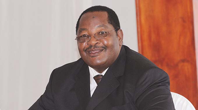 Obert Mpofu 'refuses' to answer questions in court