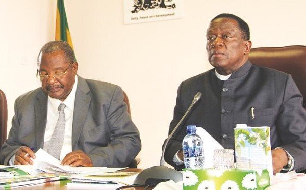  Obert Mpofu offered to step down