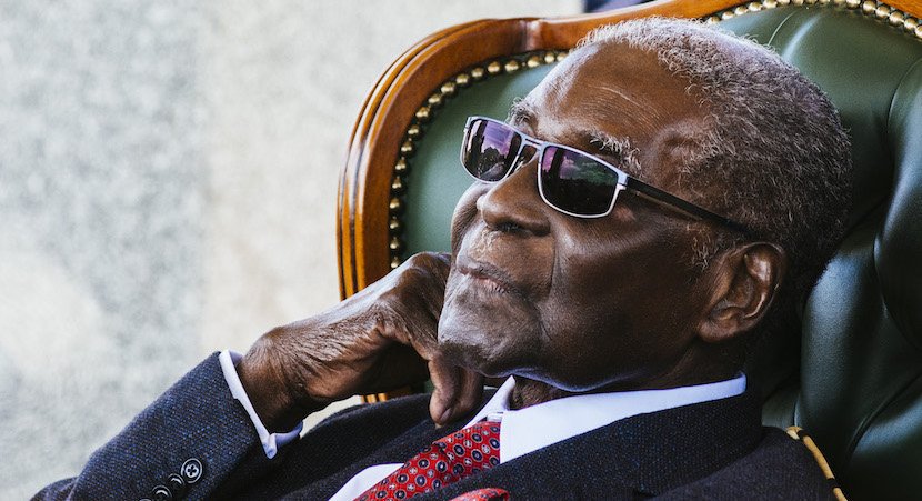  Mugabe dies in front of Grace
